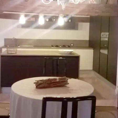 Modern In 65 M² Free Parking Nearby